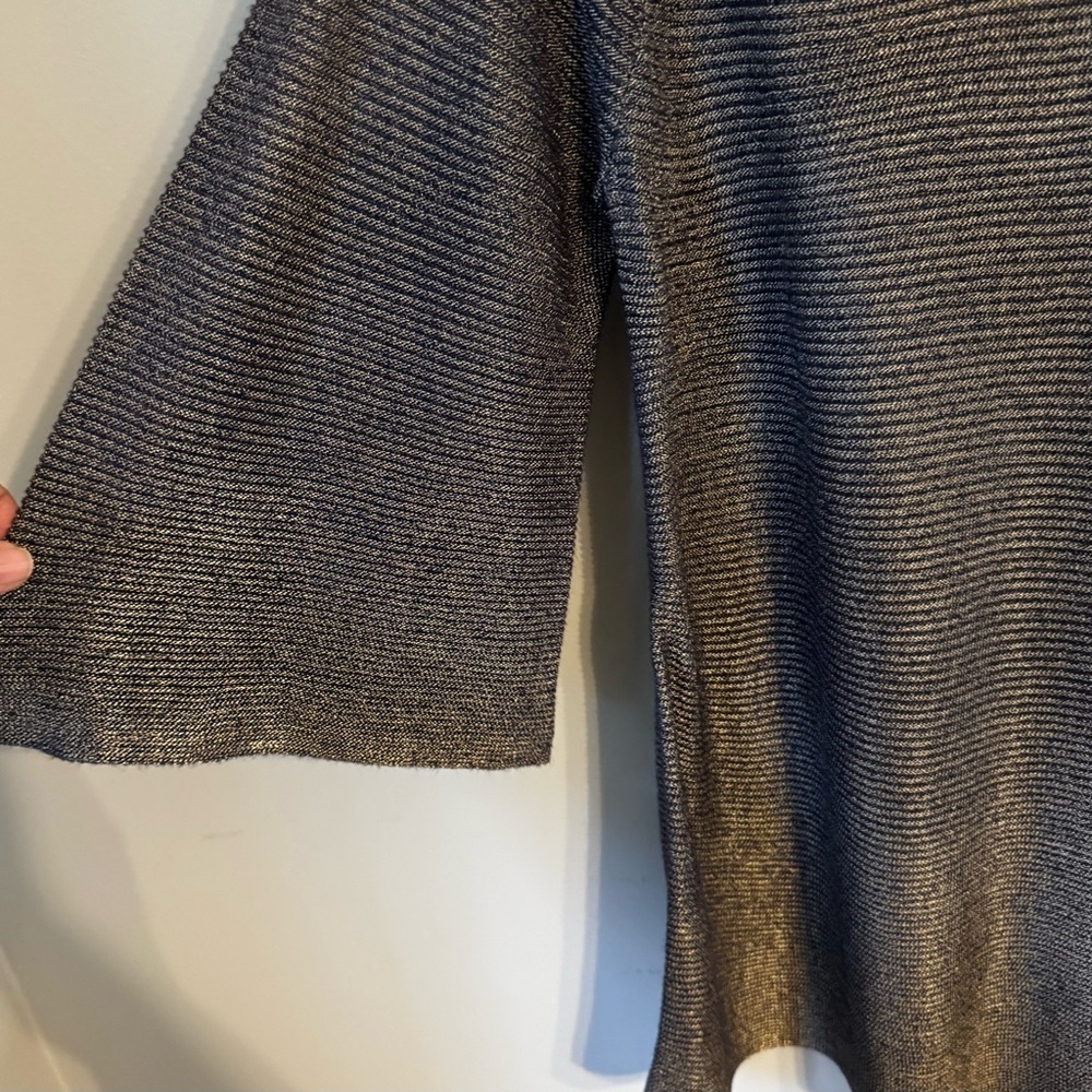 NWT Chicos Portrait Neck 3/4 Sleeve Silver Black Pullover Flowy Sweater Sz M - Picture 4 of 9